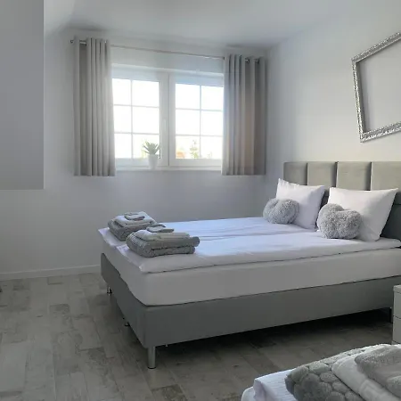 Maly Port-ilawa - Jezioro - Plaza - Marina Priv - 5 Pokoi Vip - Czysto Na 10