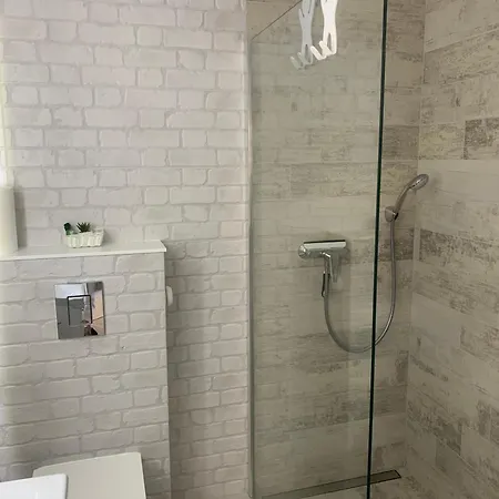 Maly Port-ilawa - Jezioro - Plaza - Marina Priv - 5 Pokoi Vip - Czysto Na 10