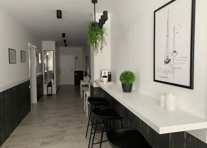 Maly Port-ilawa - Jezioro - Plaza - Marina Priv - 5 Pokoi Vip - Czysto Na 10 Apartment *